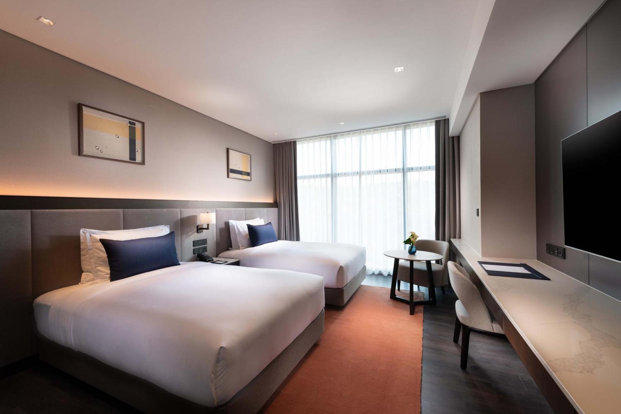 Doubletree By Hilton Seoul Pangyo Hotel Seongnam Bagian luar foto