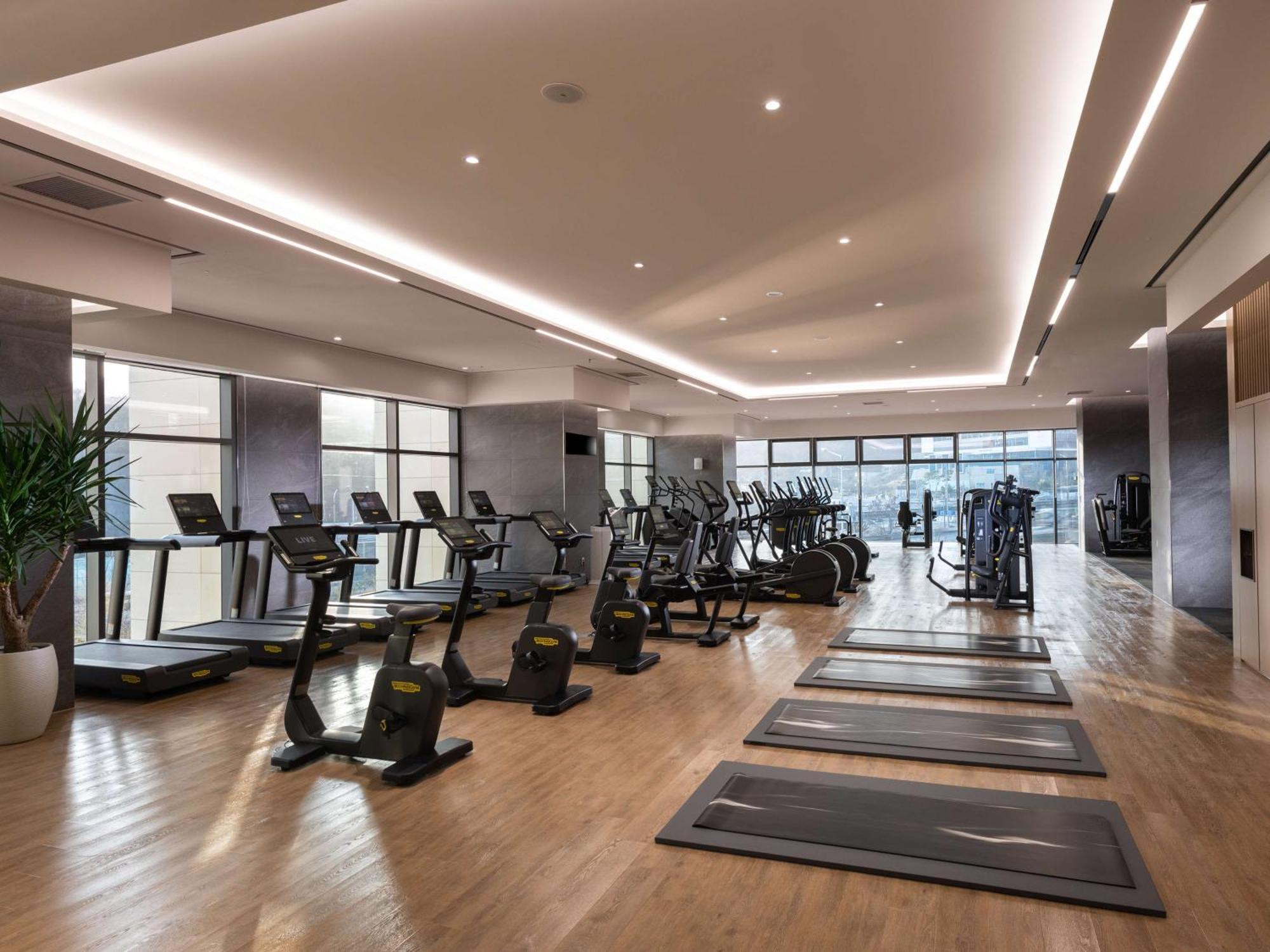 Doubletree By Hilton Seoul Pangyo Hotel Seongnam Bagian luar foto