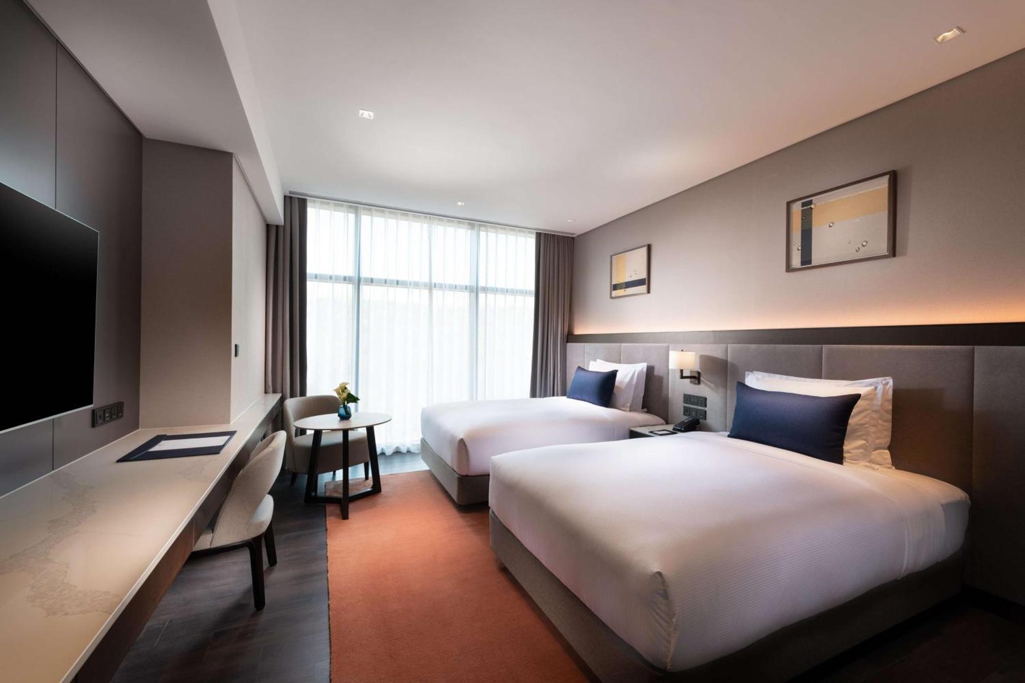 Doubletree By Hilton Seoul Pangyo Hotel Seongnam Bagian luar foto