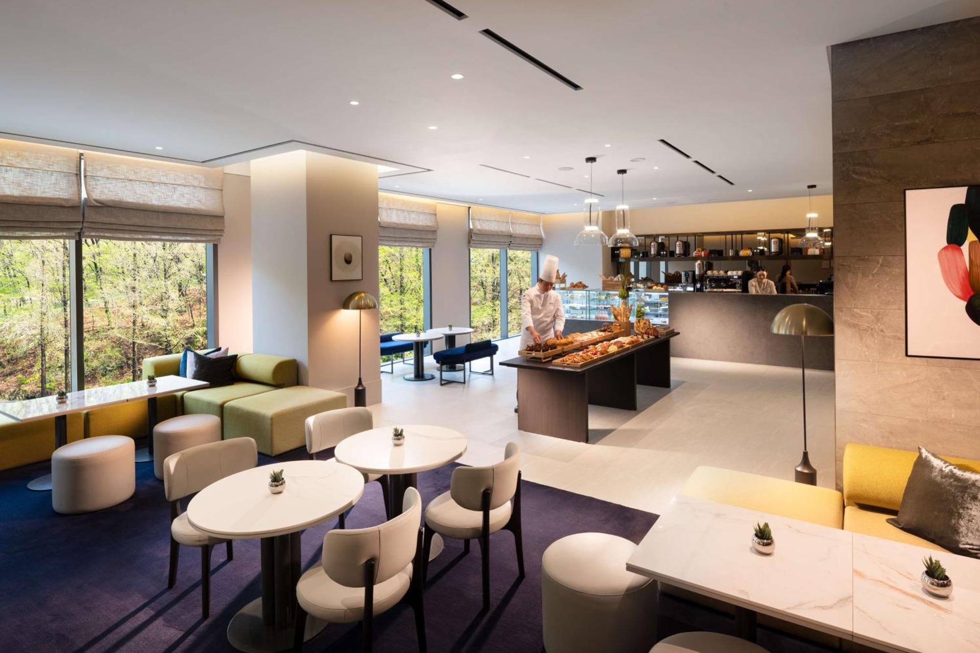 Doubletree By Hilton Seoul Pangyo Hotel Seongnam Bagian luar foto