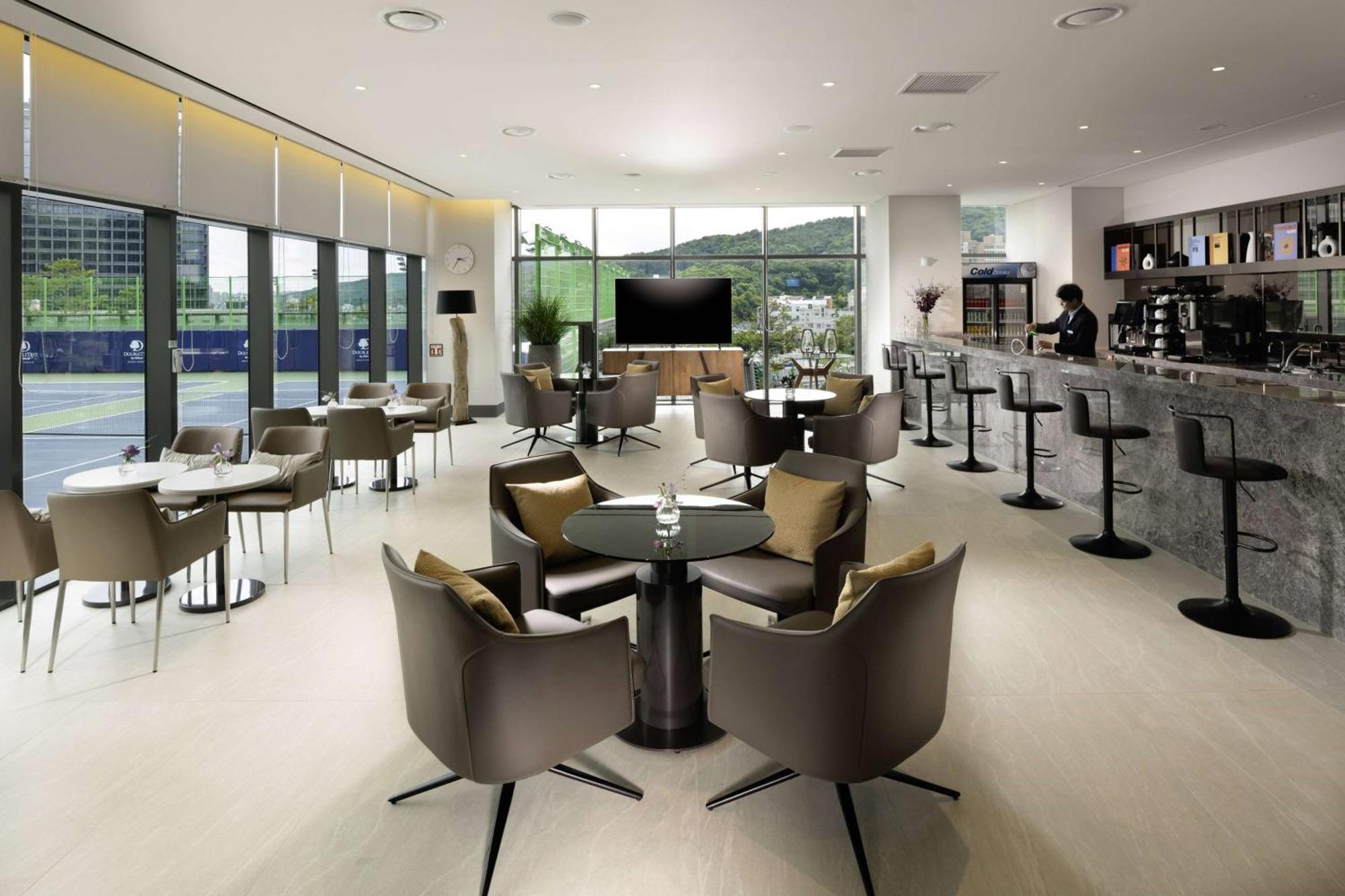 Doubletree By Hilton Seoul Pangyo Hotel Seongnam Bagian luar foto