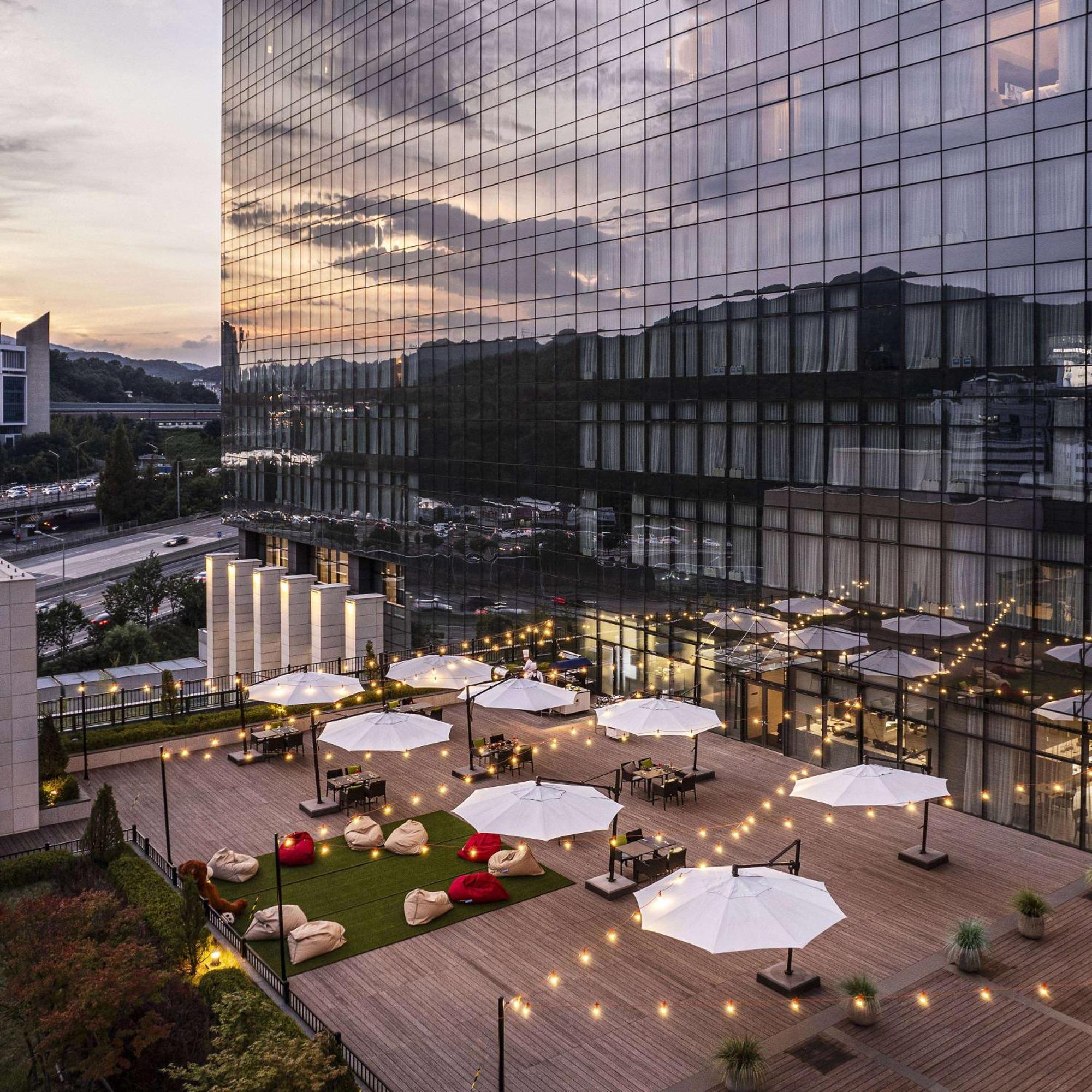 Doubletree By Hilton Seoul Pangyo Hotel Seongnam Bagian luar foto